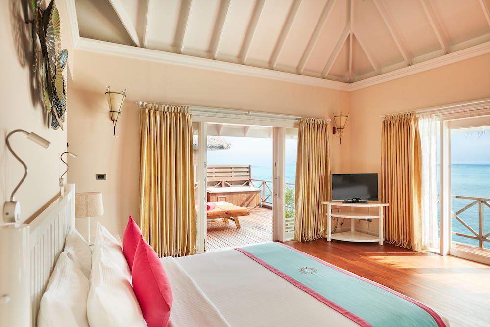 Reef Villa at Sun Siyam Vilu Reef, view 3